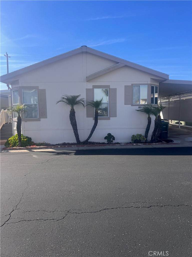 140 Dolliver - Photo 1