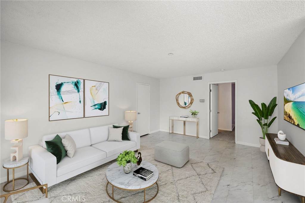 23252 Orange - Photo 1