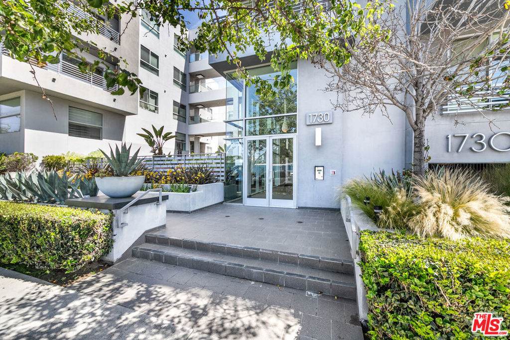 1730 Sawtelle Boulevard - Photo 1