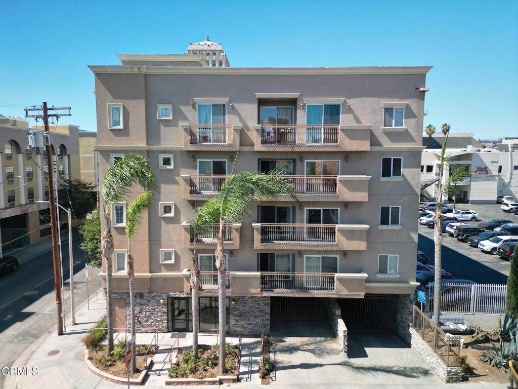 3855 Ingraham Street - Photo 1