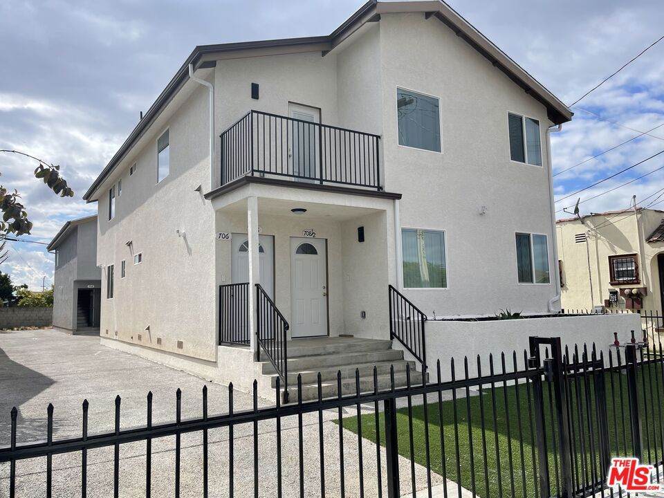 706 50th Street - Photo 1