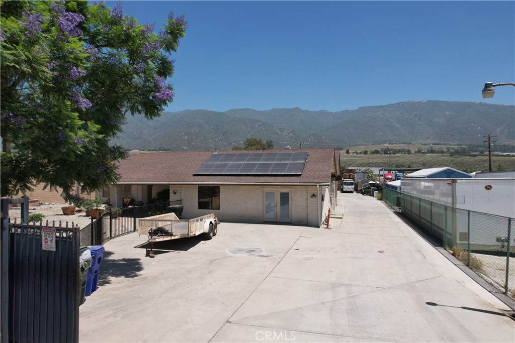 18900 Cajon Boulevard - Photo 1