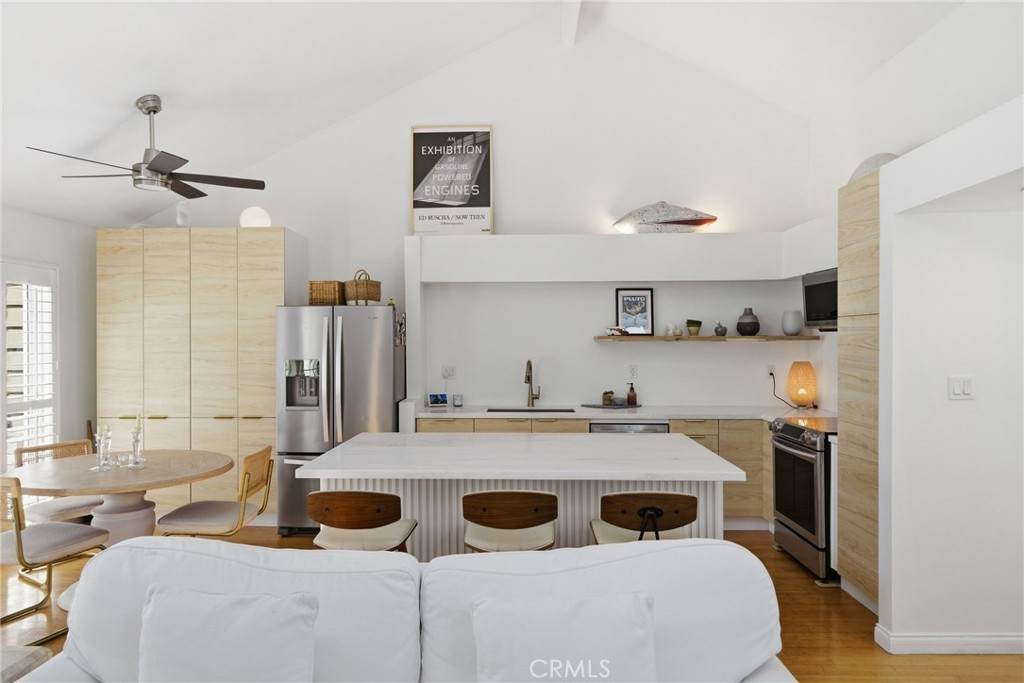 805 Grayling Bay - Photo 1