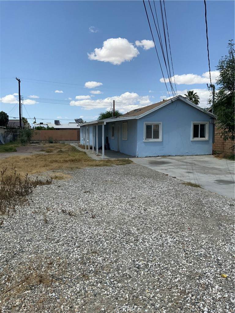 1423 2nd - Photo 1