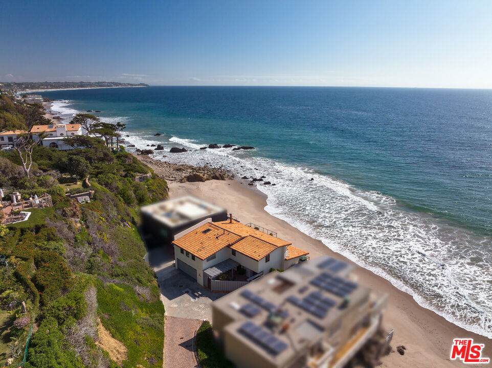 https://bt-photos.global.ssl.fastly.net/socal/orig_boomver_1_428050598-2.jpg