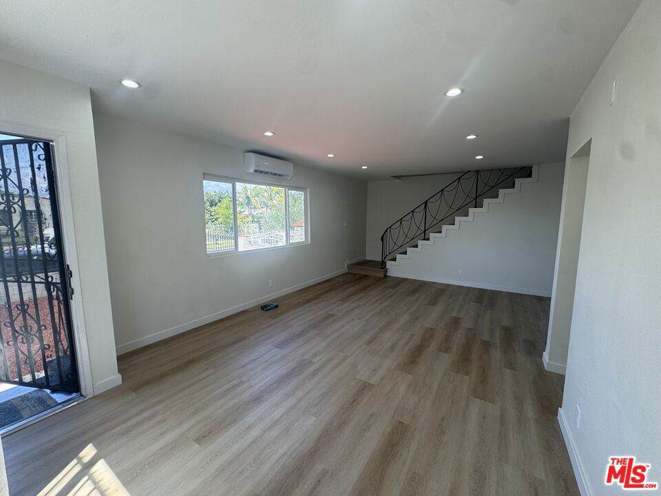 https://bt-photos.global.ssl.fastly.net/socal/orig_boomver_1_428065760-2.jpg
