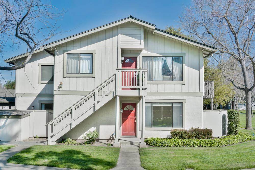 4974 Flat Rock Circle - Photo 1