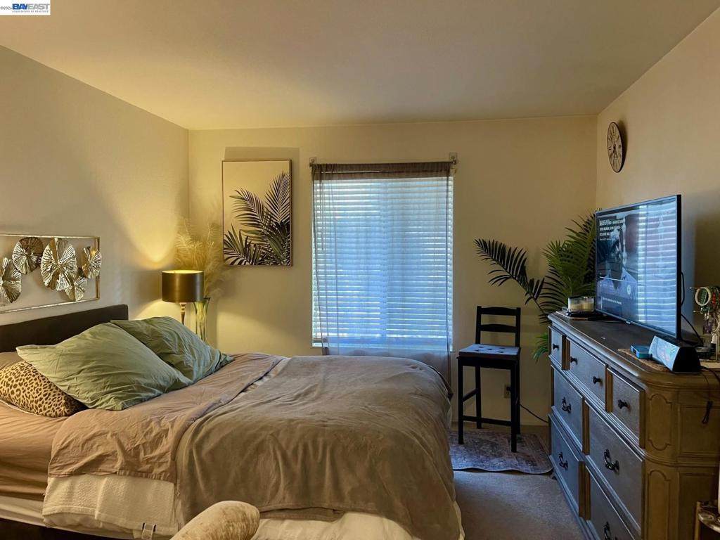 38500 Paseo Padre Pkwy - Photo 1