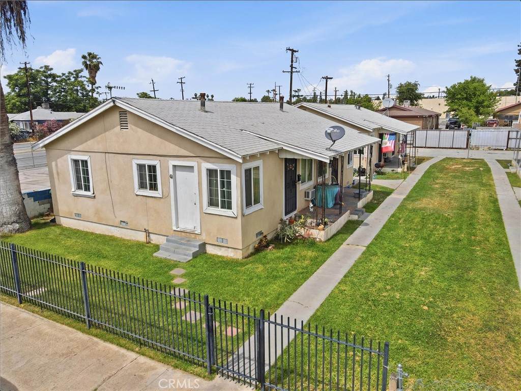 https://bt-photos.global.ssl.fastly.net/socal/orig_boomver_1_428103804-2.jpg