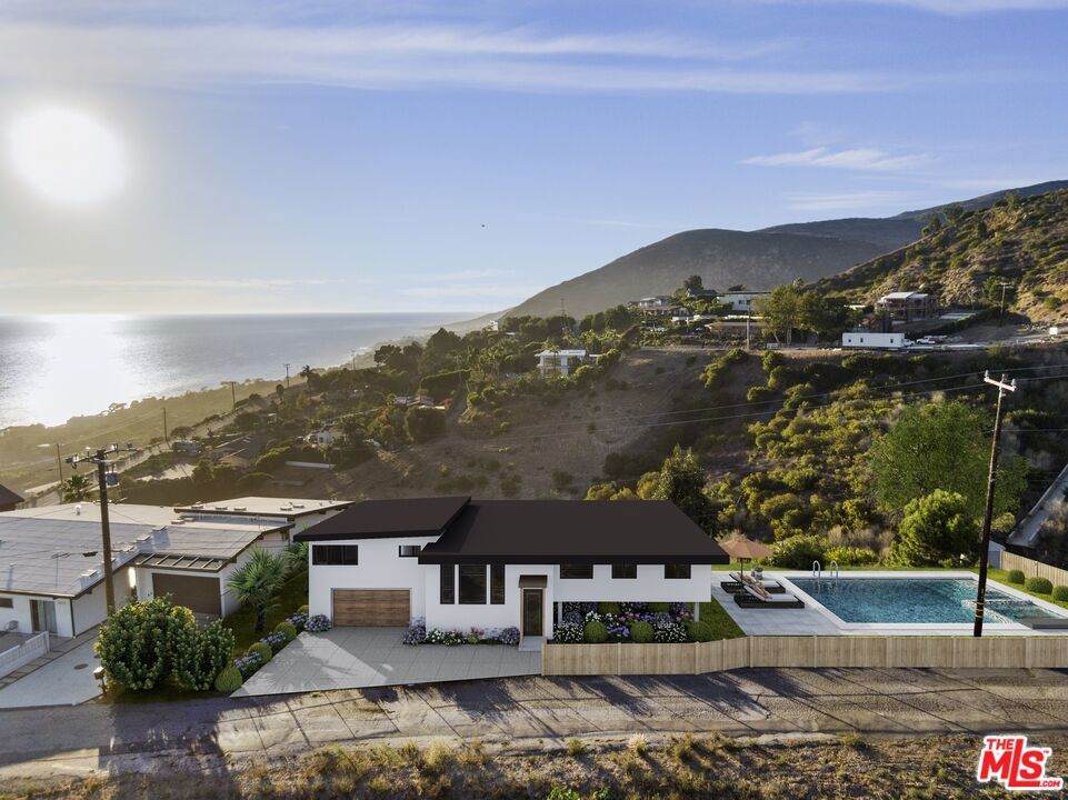 4615 Via Vienta Street - Photo 1