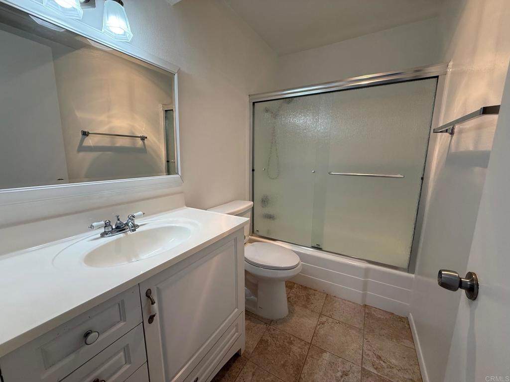 https://bt-photos.global.ssl.fastly.net/socal/orig_boomver_1_428125261-2.jpg
