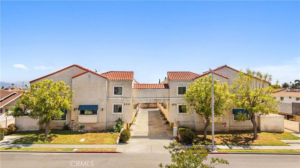 480 Moore Avenue - Photo 1
