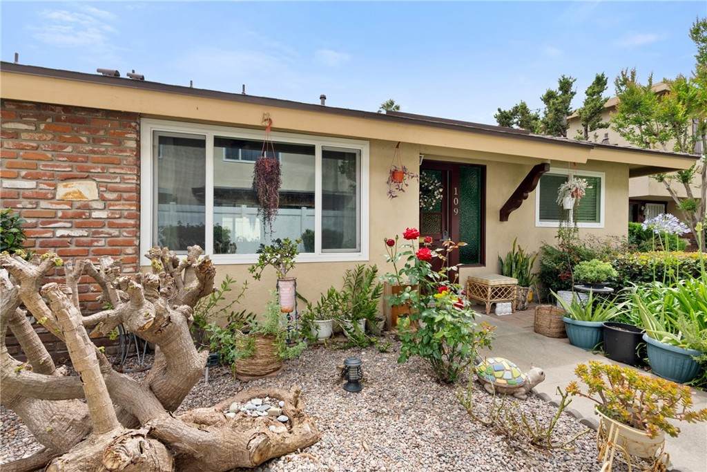 1921 Sherry - Photo 1