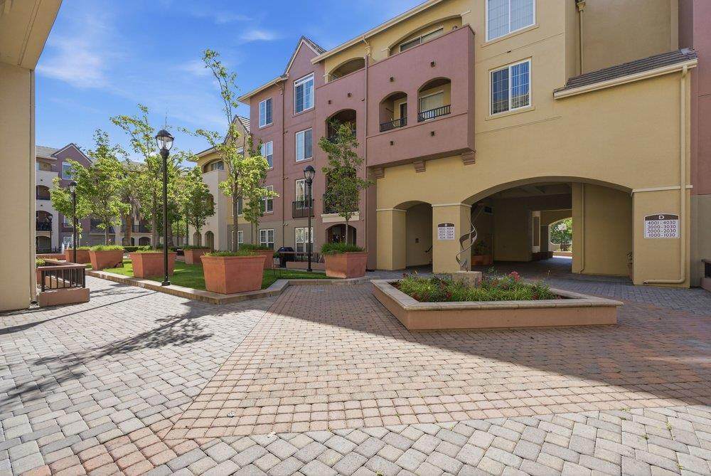 1550 Technology Drive - Photo 1