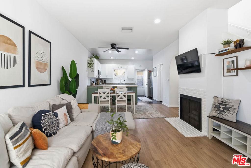 856 Beach Avenue - Photo 1