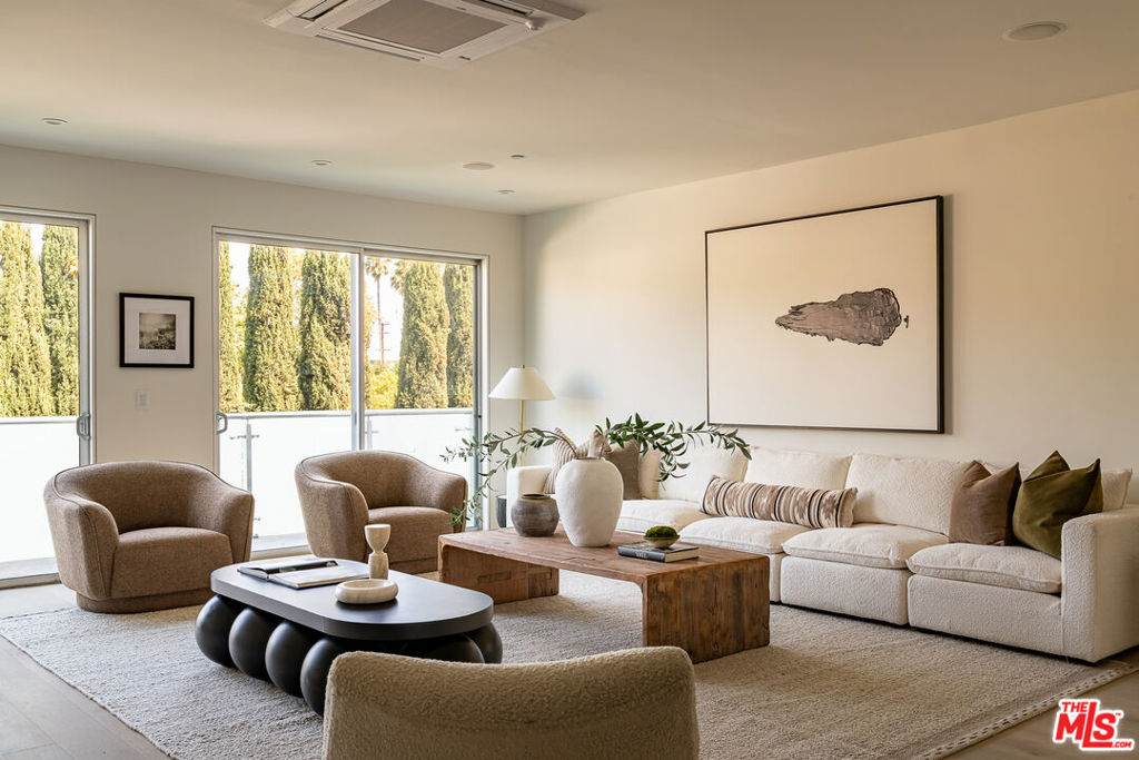 https://bt-photos.global.ssl.fastly.net/socal/orig_boomver_1_428352190-2.jpg
