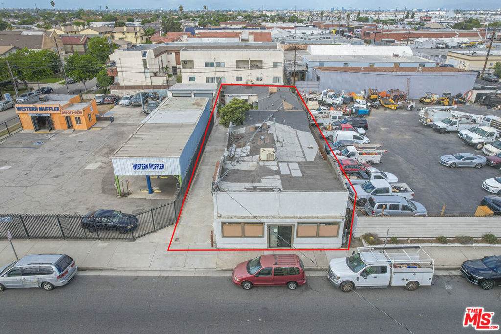 https://bt-photos.global.ssl.fastly.net/socal/orig_boomver_1_428367522-2.jpg