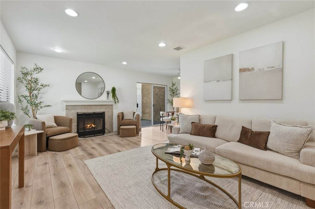 906 Mountain Avenue - Photo 1