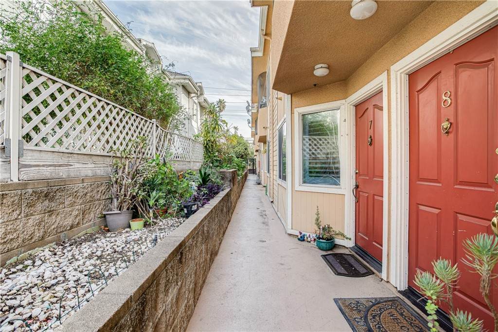 https://bt-photos.global.ssl.fastly.net/socal/orig_boomver_1_428386213-3.jpg