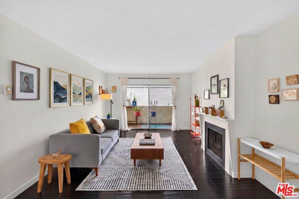 1447 Franklin Street - Photo 1