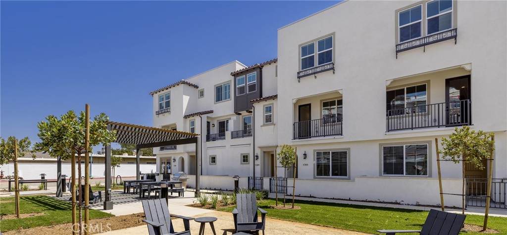1324 Yannis Court - Photo 1