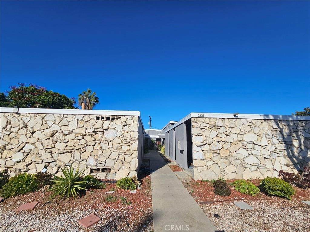 2121 Catalina - Photo 1