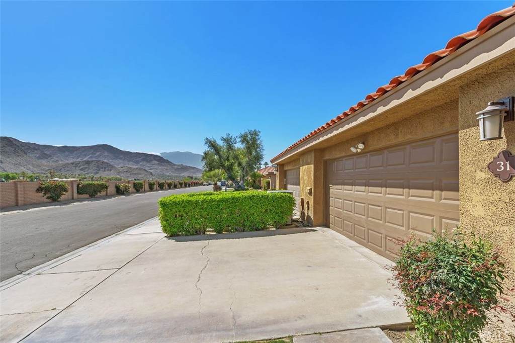 https://bt-photos.global.ssl.fastly.net/socal/orig_boomver_1_428424224-2.jpg