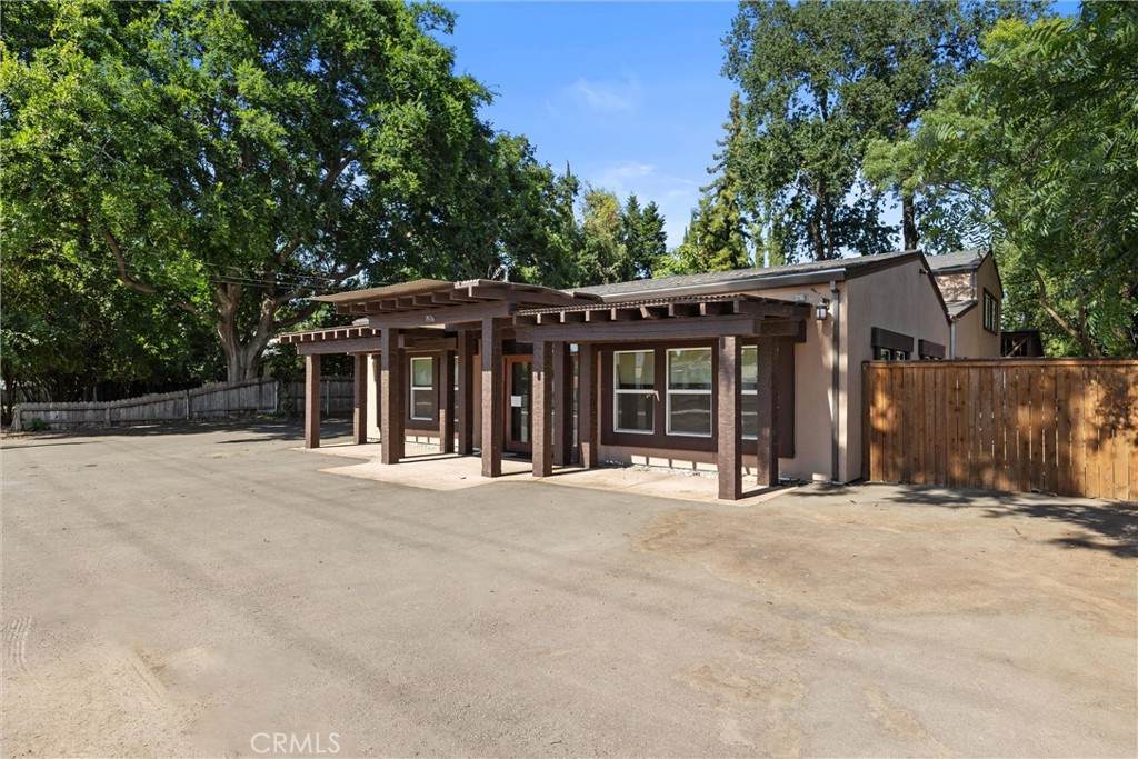 https://bt-photos.global.ssl.fastly.net/socal/orig_boomver_1_428424334-2.jpg