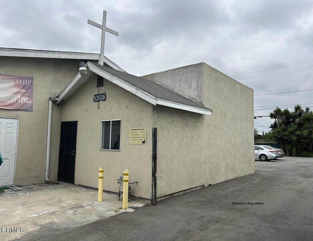 10616 Avalon Boulevard - Photo 1
