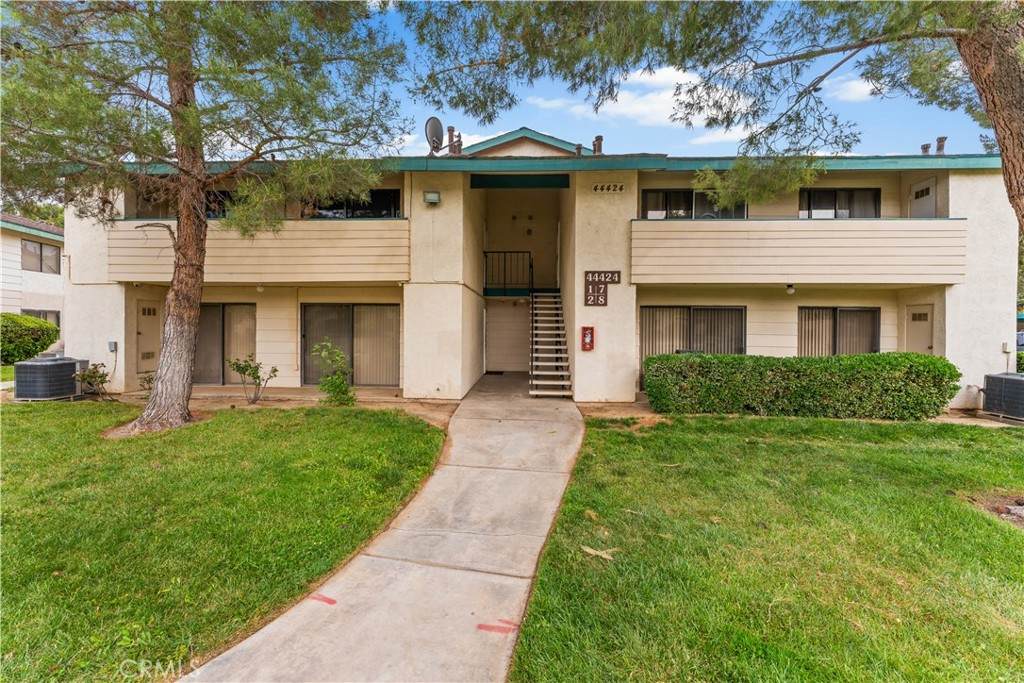 44424 E 15th Street - Photo 1