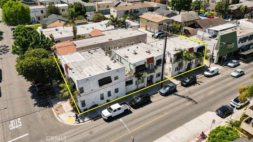 3522 Broadway - Photo 1