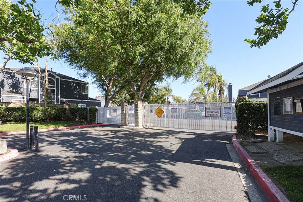 https://bt-photos.global.ssl.fastly.net/socal/orig_boomver_1_428513560-2.jpg