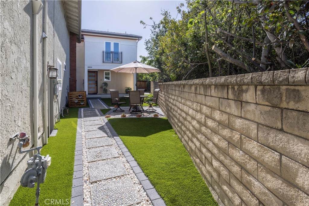 19429 Singing Hills Drive - Photo 1