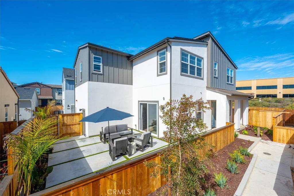 160 Earthwood Lane - Photo 1