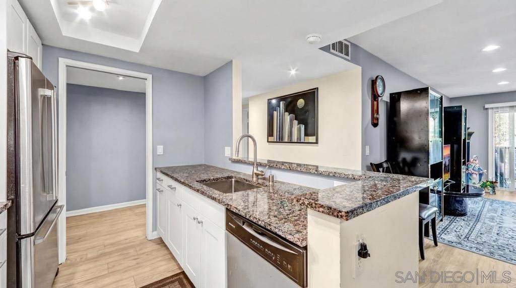 1517 Garfield - Photo 1