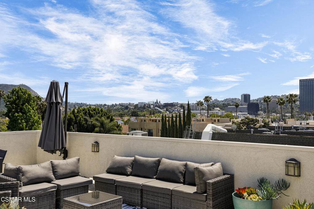 10740 Moorpark Street - Photo 1