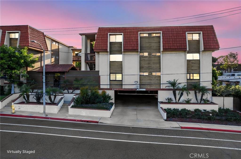 2501 Temple - Photo 1