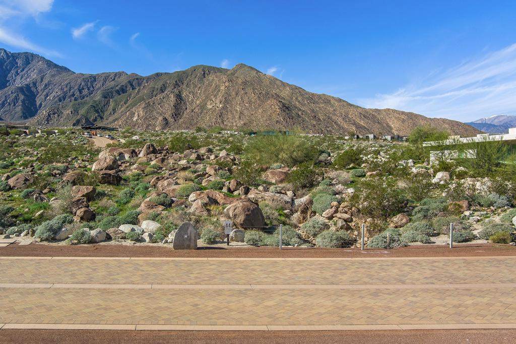 https://bt-photos.global.ssl.fastly.net/socal/orig_boomver_1_428670304-3.jpg