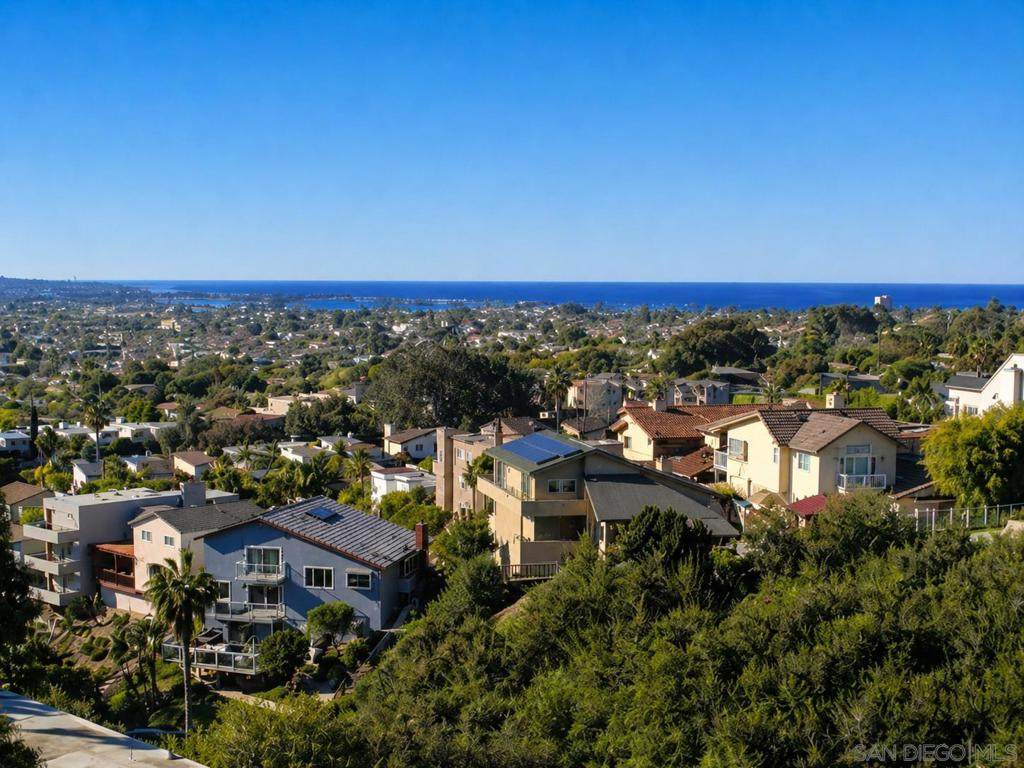 2415 La France St. - Photo 1
