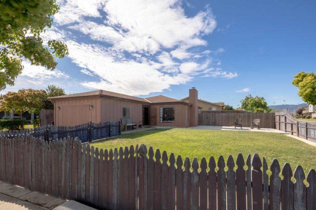 400 Granada Street - Photo 1