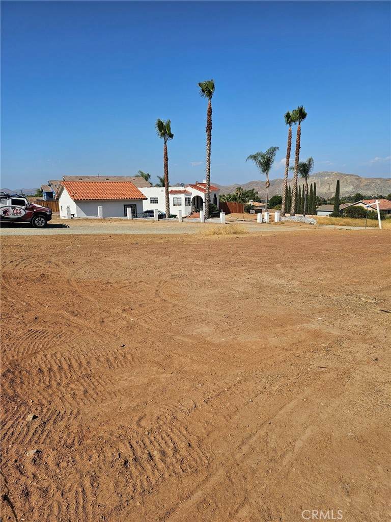 1694 Hayden - Photo 1