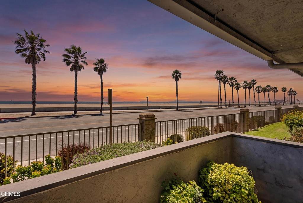 https://bt-photos.global.ssl.fastly.net/socal/orig_boomver_1_428704305-2.jpg