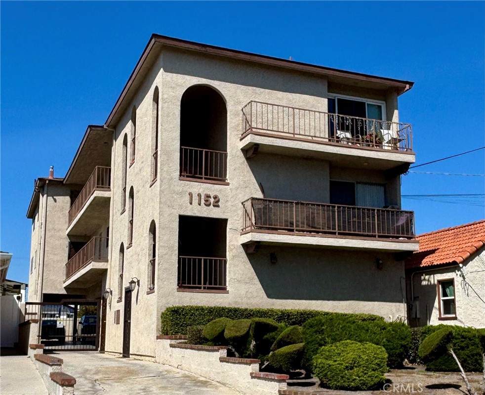 1152 W. 24th St. - Photo 1