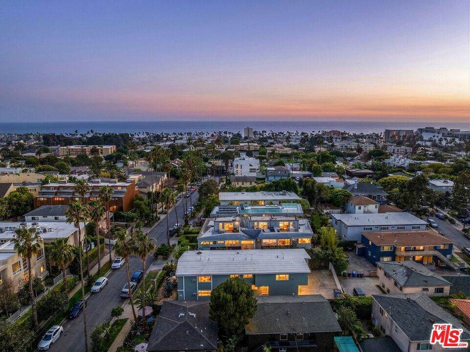https://bt-photos.global.ssl.fastly.net/socal/orig_boomver_1_428745504-2.jpg