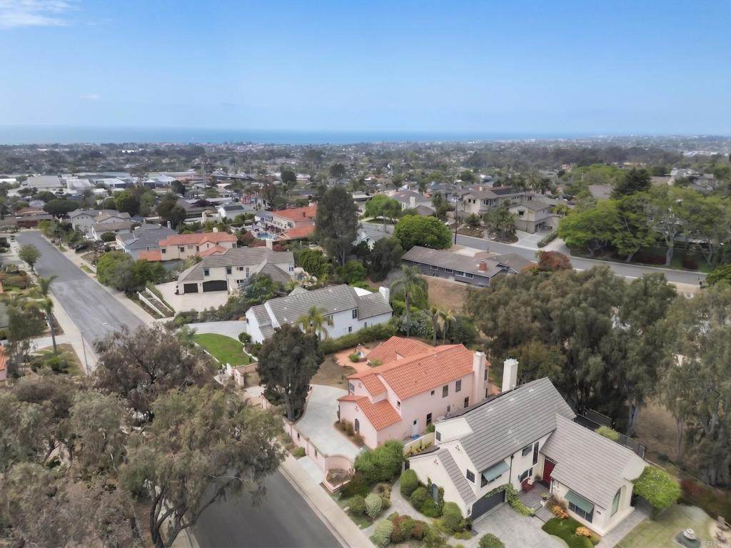 https://bt-photos.global.ssl.fastly.net/socal/orig_boomver_1_428760917-2.jpg