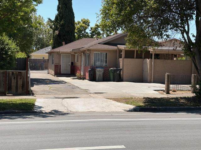  10th Street - Photo 1
