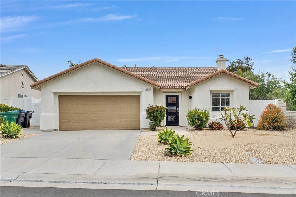 175 Paperbirch Circle - Photo 1