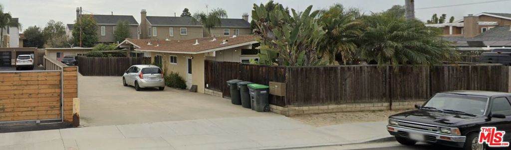 317 University Drive - Photo 1