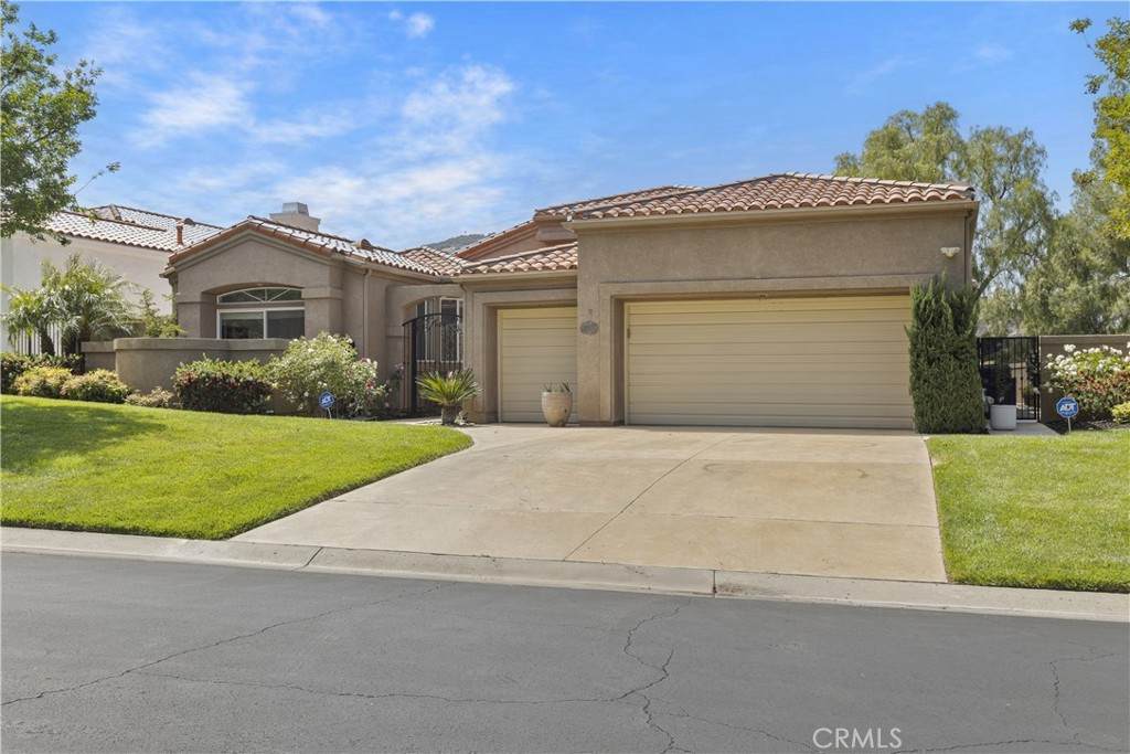 38027 Cherrywood Drive - Photo 1