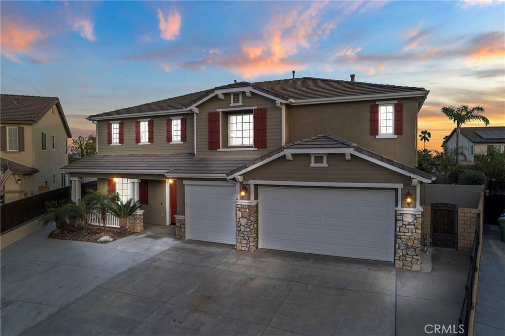 32856 Whitehaven Court - Photo 1